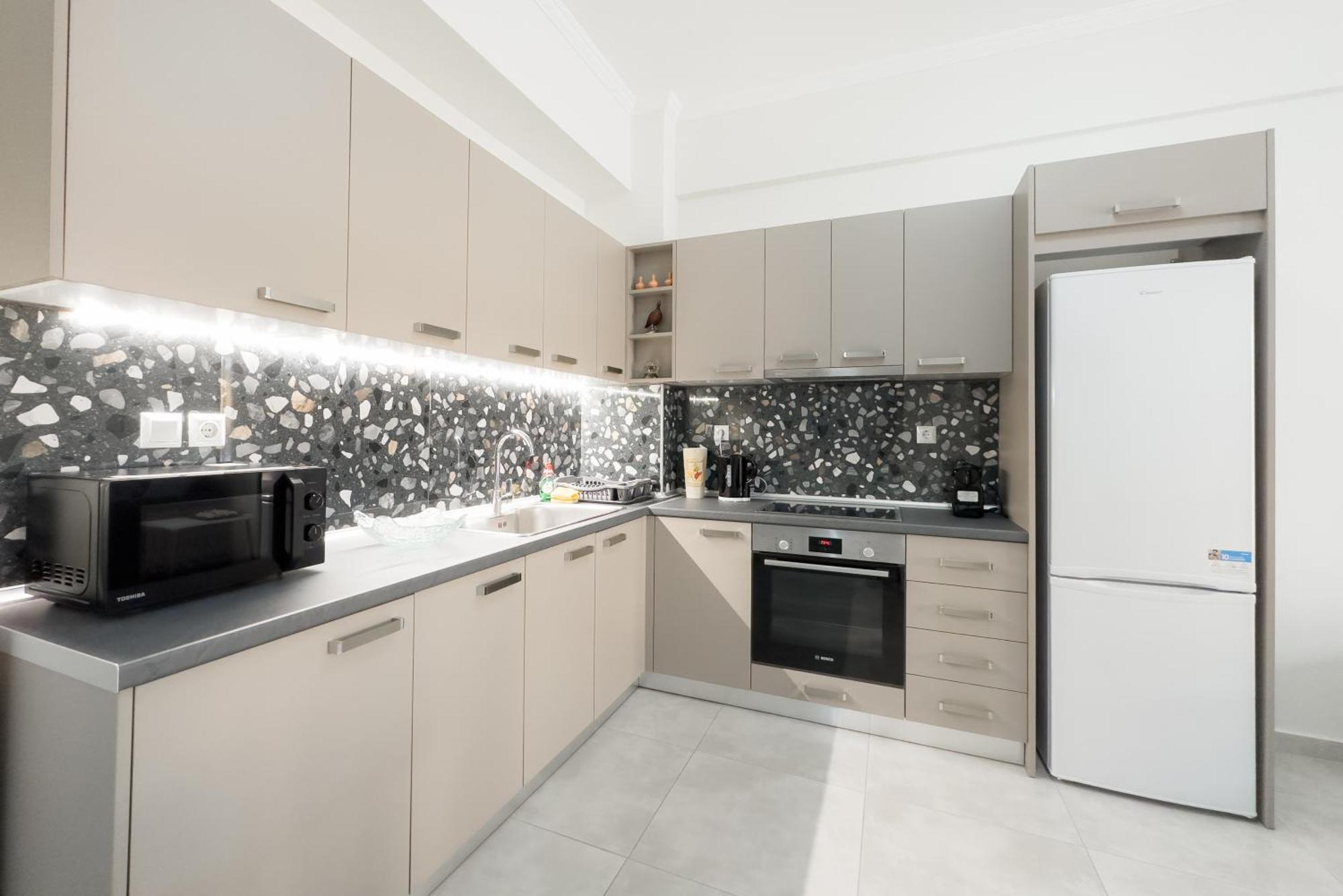 New Spacious & Stylist Piraeus