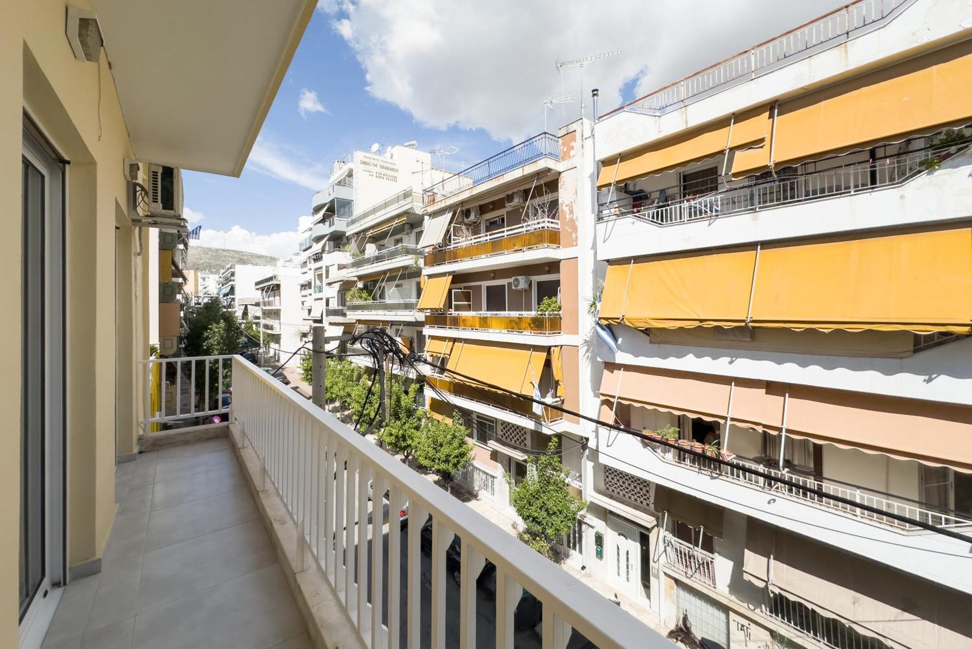 New Spacious & Stylist Piraeus