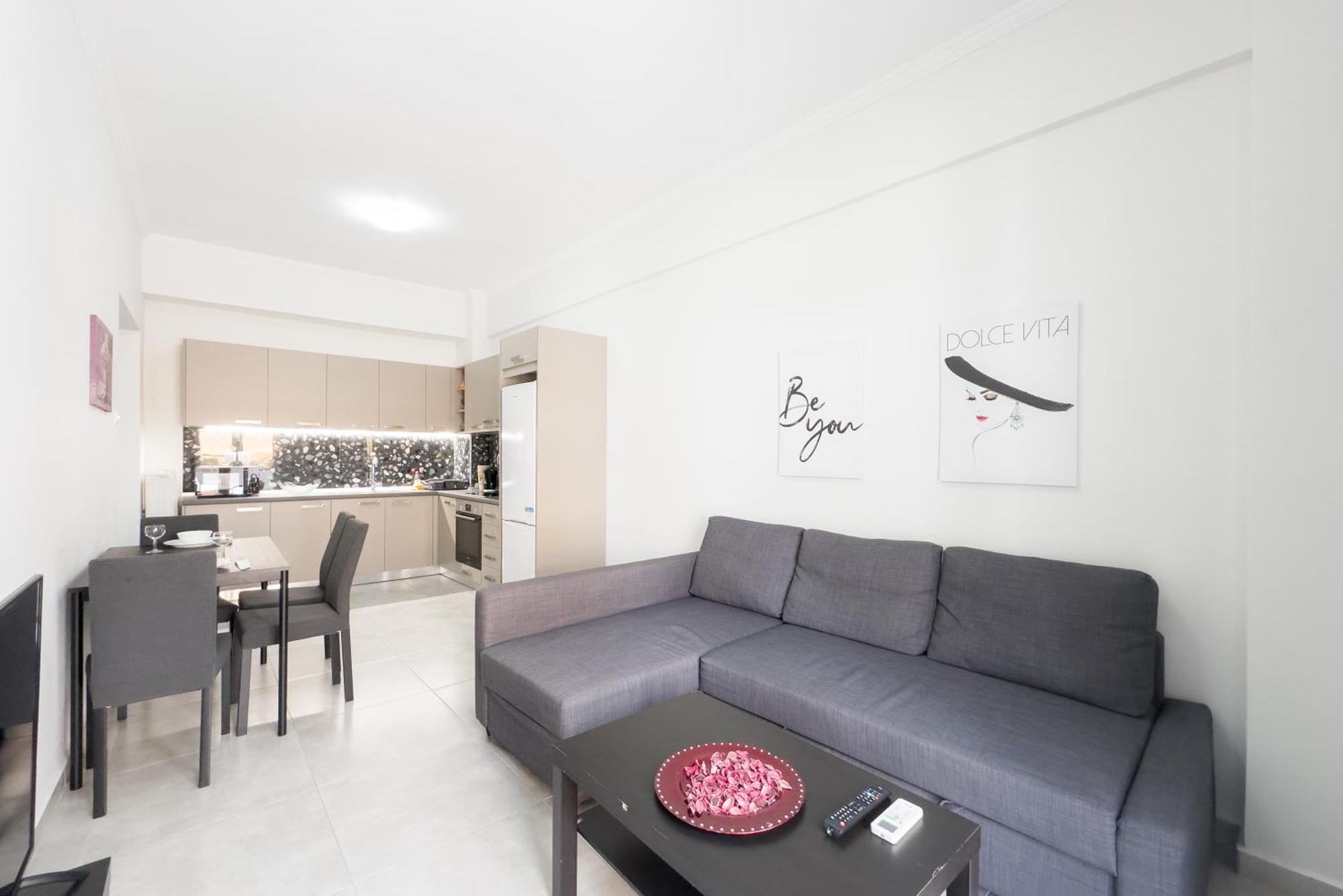 New Spacious & Stylist Apartment *